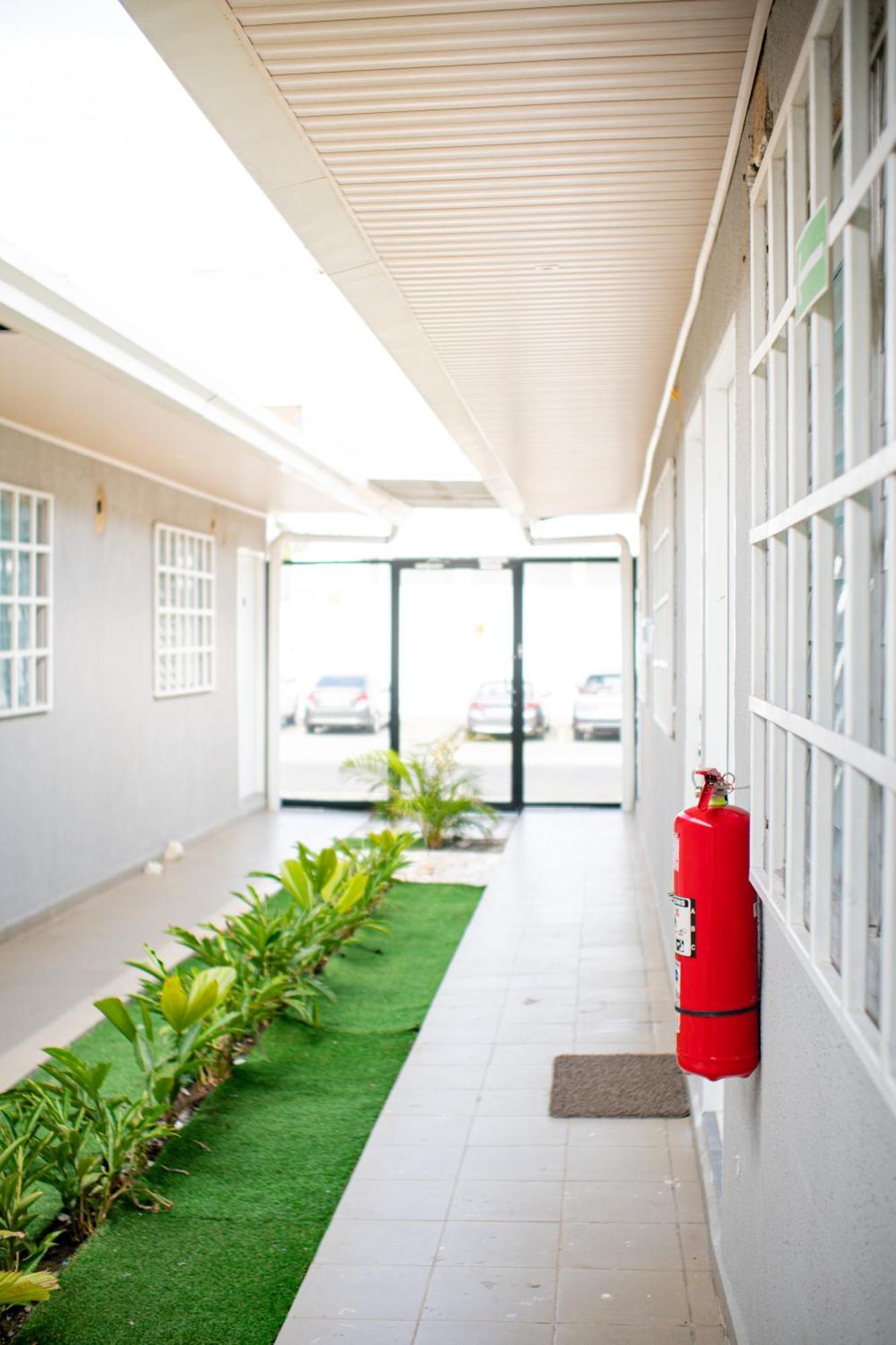 Doral Executive Apartments David Luaran gambar